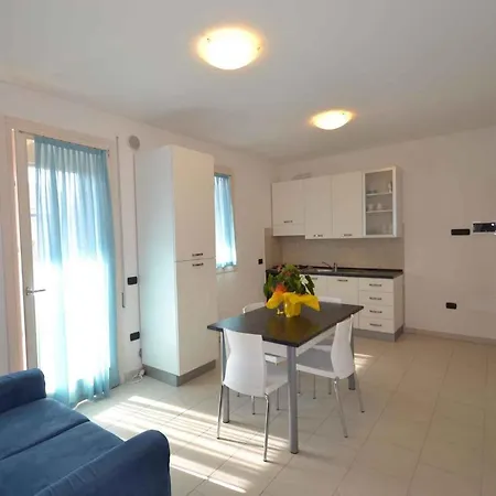 Two-bedroom Rosolina Mare Near Sea 18 Rosapineta