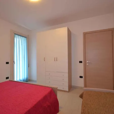 Two-bedroom Rosolina Mare Near Sea 18 Apartamento Rosapineta